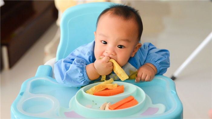 Разнообразие пищи под руководством ребенка: Малыш ест самостоятельно!