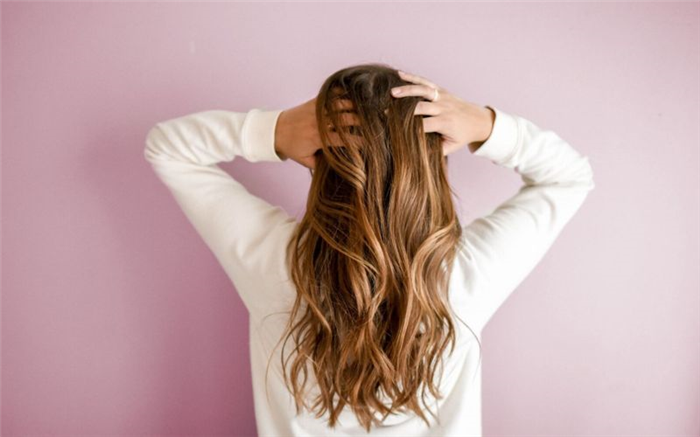 Сухие волосы: 5 простых и эффективных домашних рецептов