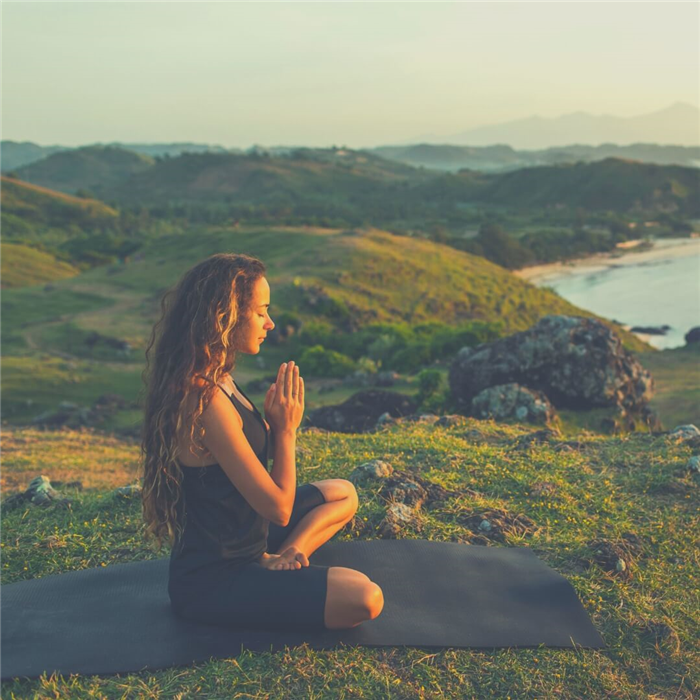 Медитация против внимательности: В чем разница?