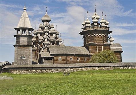 Знакомые деревянные постройки в мире снов: смысловая глубина и разнообразие толкований