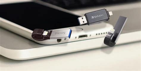 Как использовать USB-флешки с iPhone 6s?