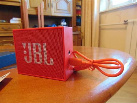 Особенности зарядки колонки JBL